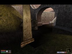 Vor dem Tor von Suran 2.jpg