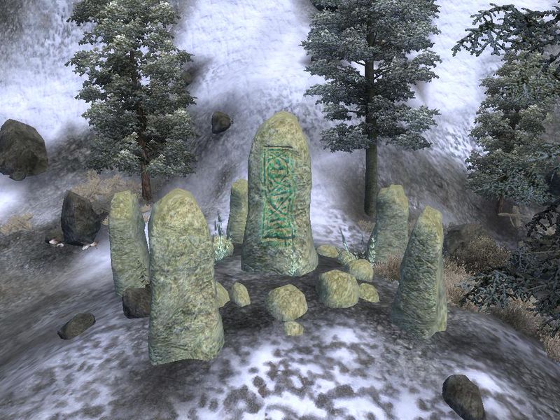 Datei:Hestra-Runenstein bei Bruma.jpg