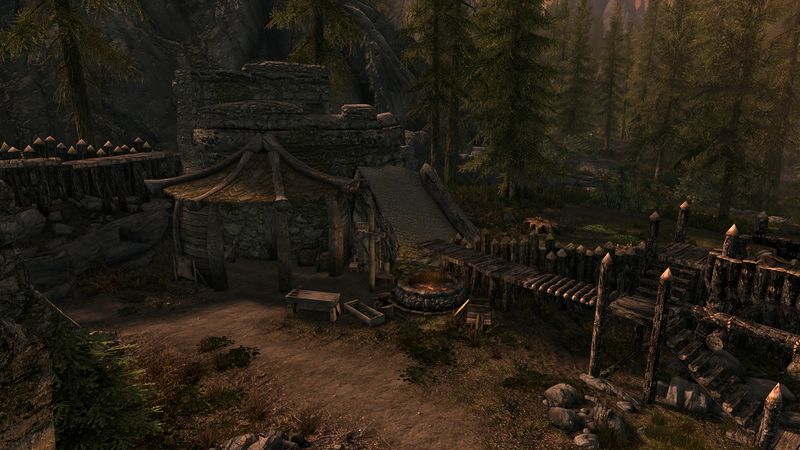 Datei:SR Festung Bruchzahn Schmiede.jpg