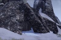 ESO Eisige Grotte.jpg