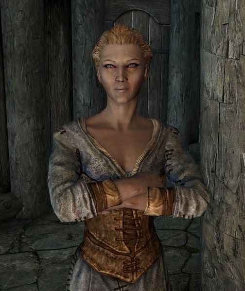 Datei:SR Delphine als Bardame.jpg