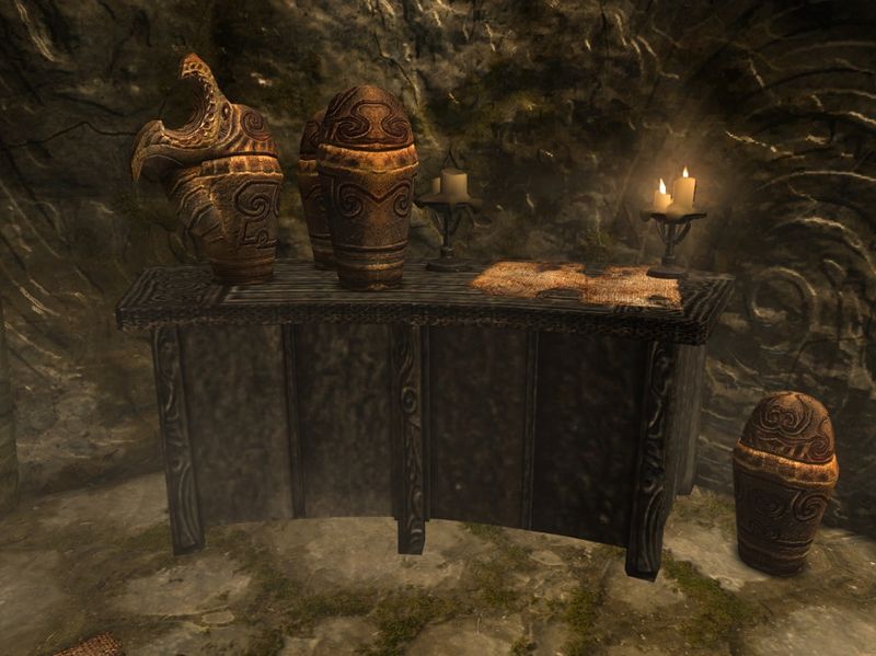 Datei:Nordische Begräbnisurnen.jpg