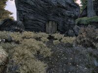 Schattenrast-Höhle Eingang.jpg