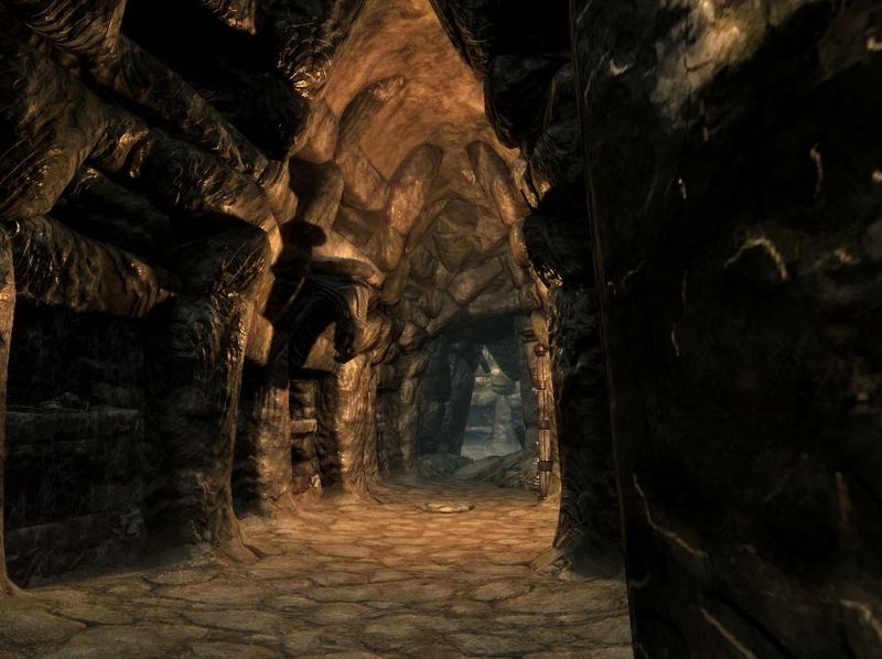 Datei:Ödsturzhügelgrab - Tempel Gräber.jpg