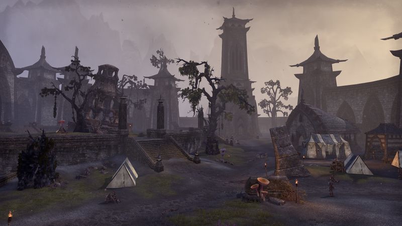 Datei:ESO Feste Virak - Hof.jpg