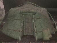 MW Urshilaku-Kuraplis Zelt.jpg