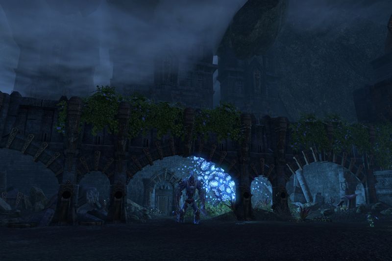 Datei:ESO Dunkelschattenkavernen I - Rkugamz mit Wächter.jpg