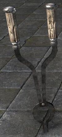 ESO Zange, Schmied.jpg