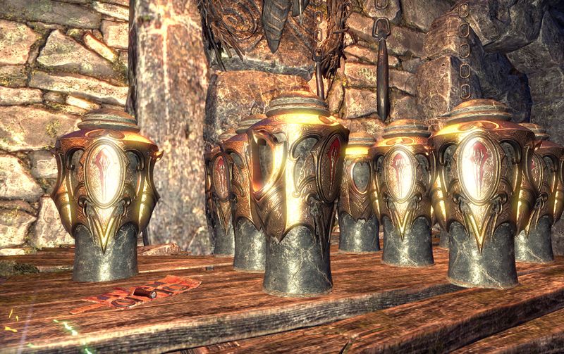 Datei:ESO Tiefwaldtal - Urnen der Grauen Schar.jpg