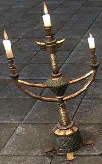 ESO Dunkelelfischer Kandelaber, dreiarmig.jpg